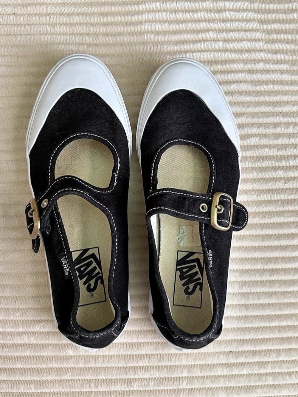Vans Mary Jane Style 93 Sneakers Black & White